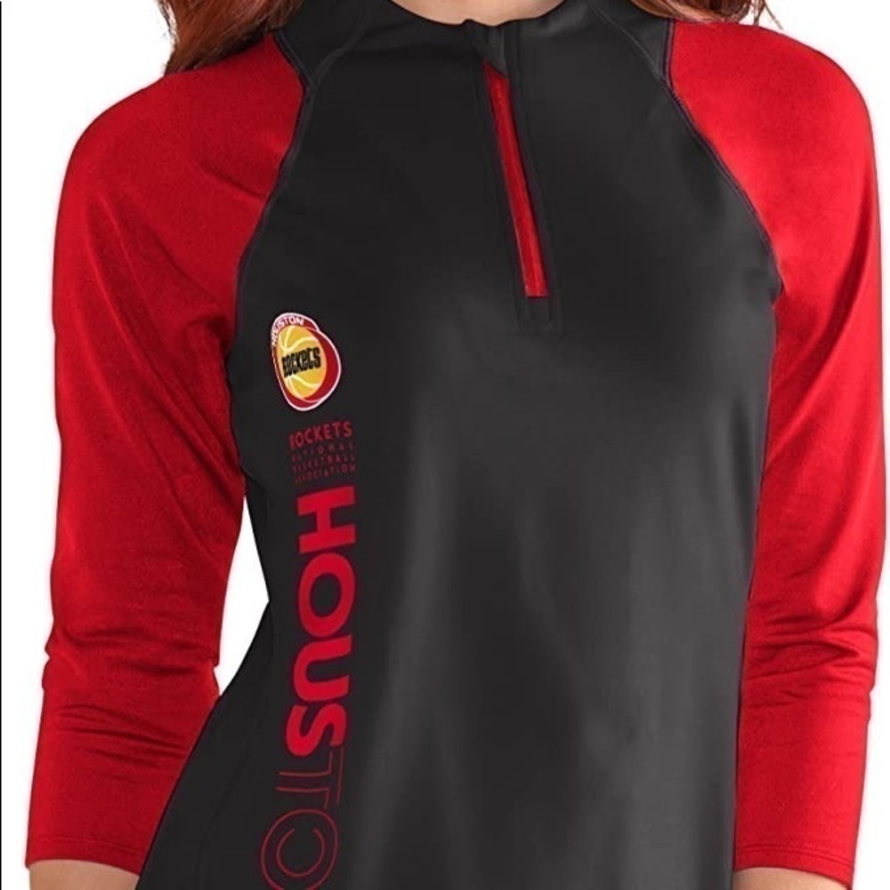 (Bonus Jewelry included ‼️) G-III Sports NBA Womens Zip It Up 3/4 Sleeve Tee.